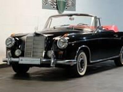 Usata Mercedes 220 106 CV (77 kW) 1957 Nero Cabrio