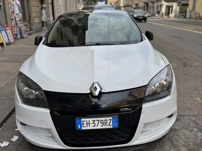 Usata Renault Mégane Coupé 110 CV (80 kW) 2011 Bianco Coupé