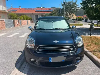 Usata Mini Cooper D Countryman 111 CV (81 kW) 2016 Bluazzurro SUV