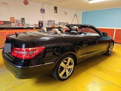 Begagnad Mercedes E350 Avantgarde 265 HK (194 kW) 2011 Svart Cab