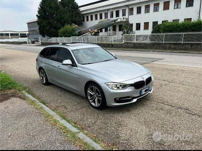 Usata BMW 330 Sport Line 258 CV (189 kW) 2012 Grigio Station wagon