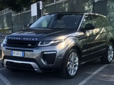 Usata Land Rover Range Rover evoque 150 CV (110 kW) 2018 Grigio SUV
