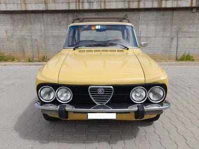Usata Alfa Romeo Giulia Super 69 CV (50 kW) 1974 Giallo