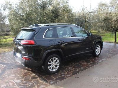 Usata Jeep Cherokee Longitude 185 CV (136 kW) 2015 Nero SUV