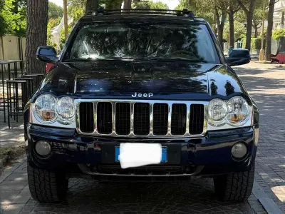 Usata Jeep Grand Cherokee Overland 218 CV (160 kW) 2008 Blu/azzurro SUV