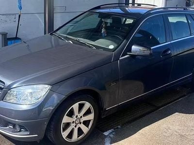 Usata Mercedes C220 Elegance 170 CV (125 kW) 2009 Blu Station wagon