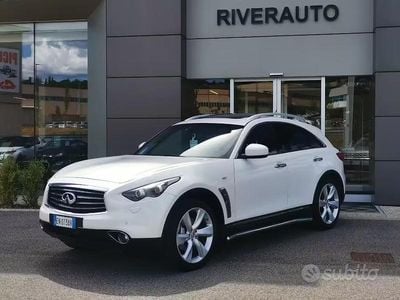 Usata Infiniti Fx30 Premium 238 CV (175 kW) 2012 Bianco SUV