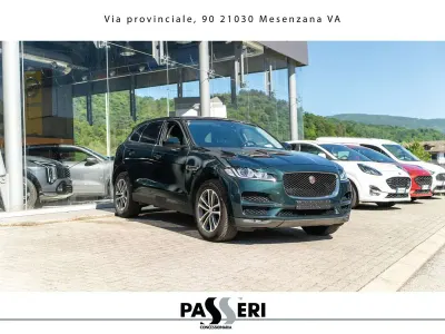 Usata Jaguar F-Pace Portfolio 179 CV (131 kW) 2018 British green SUV