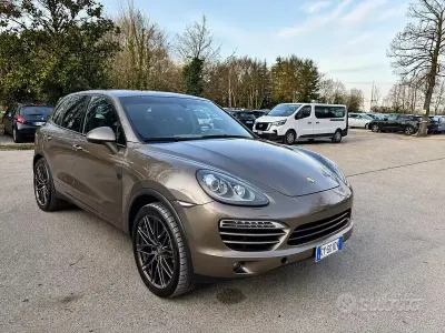 Usata Porsche Cayenne 245 CV (180 kW) 2013 Marrone SUV