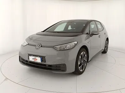 Usata VW ID.3 Pro Performance 150 kW (204 CV) 2023 Moonstone grey nero Utilitaria