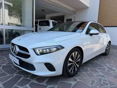 Usata Mercedes A250 Business 224 CV (164 kW) 2020 Digital white Berlina