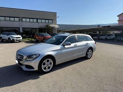 Usata Mercedes C200 Business 136 CV (100 kW) 2017 Argento Station wagon
