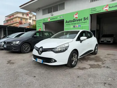 Usata Renault Clio IV 73 CV (53 kW) 2014 Bianco Berlina