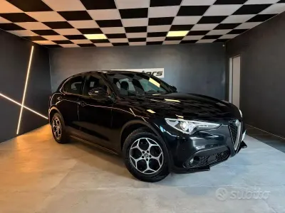 Usata Alfa Romeo Stelvio Business 160 CV (117 kW) 2022 Nero SUV