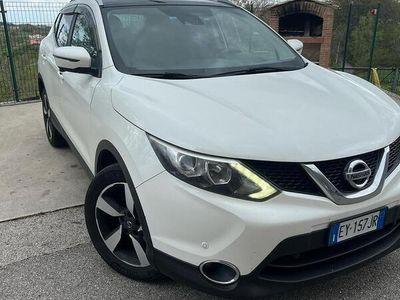 Usata Nissan Qashqai 2015 Bianco SUV