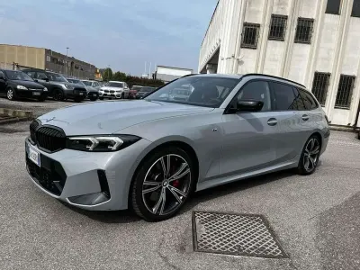 Usata BMW 320 M Sport 190 CV (139 kW) 2023 Brooklyn grey metallic Station wagon