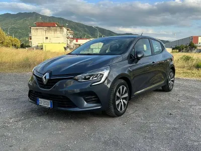 Usata Renault Clio V Zen 86 CV (63 kW) 2020 Grigio Berlina