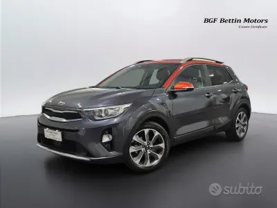 Usata Kia Stonic 110 CV (80 kW) 2018 Grigio SUV