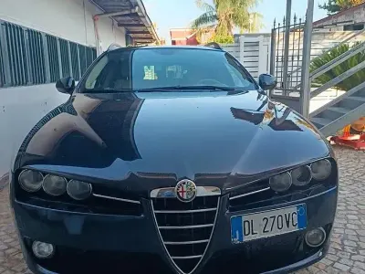 Usata Alfa Romeo 159 Distinctive 150 CV (110 kW) 2007 Nero Station wagon