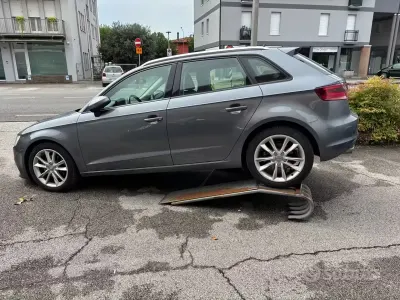 Usata Audi A3 Ambition 150 CV (110 kW) 2014 Grigio Berlina