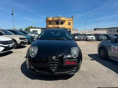Usata Alfa Romeo MiTo Distinctive 84 CV (61 kW) 2015 Viola Utilitaria