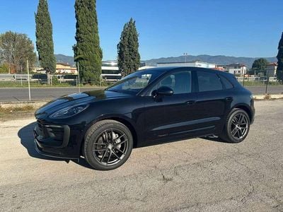 Nero Usata 2022 Porsche Macan SUV | 66.900 € (Cara)