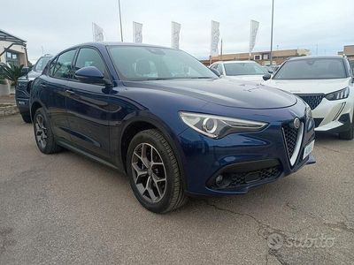 Usata Alfa Romeo Stelvio Executive 210 CV (154 kW) 2018 Blu SUV