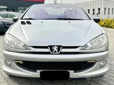 Begagnad Peugeot 206 109 HK (80 kW) 2004 Grå Kombi