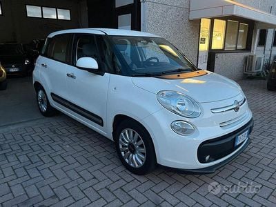 Usata Fiat 500L Lounge 85 CV (62 kW) 2015 Bianco Monovolume