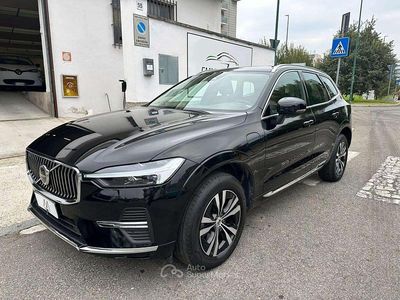 Usata Volvo XC60 253 CV (186 kW) 2022 Nero SUV