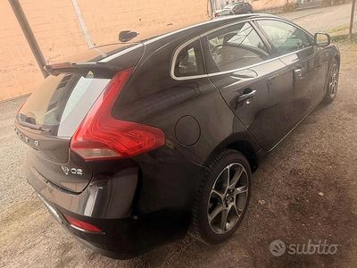 Occasion Volvo V40 Ocean Race 120 ch (88 kW) 2016 Noir Berline
