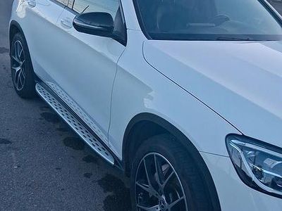 Usata Mercedes GLC220 Premium 163 CV (119 kW) 2022 Bianco SUV