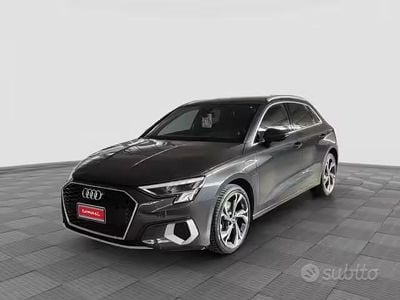 Usata Audi A3 e-tron Business 149 CV (109 kW) 2021 Grigio Utilitaria