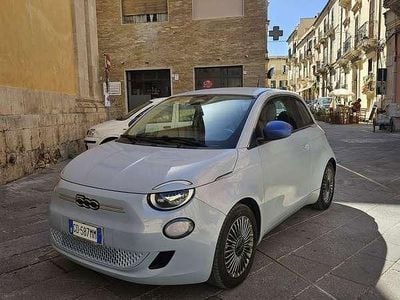 Usata Fiat 500e Passion 42 kW (58 CV) 2020 Utilitaria