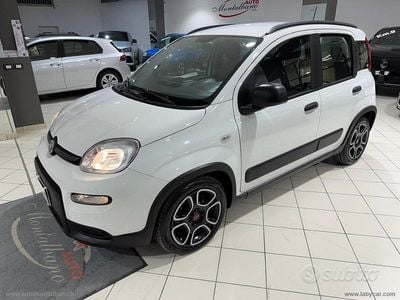 Usata Fiat Panda City Life 70 CV (51 kW) 2021 Bianco Utilitaria