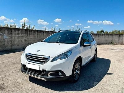 Usata Peugeot 2008 Allure 115 CV (84 kW) 2013 Bianco SUV