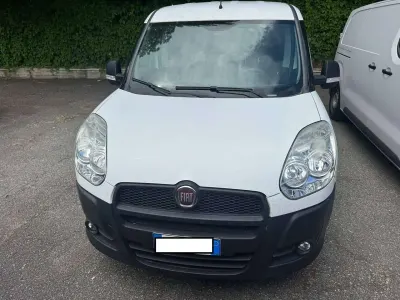 Occasion Fiat Doblò 90 ch (66 kW) 2014 Blanc Monospace