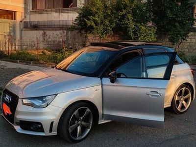 Usata Audi A1 Comfort 90 CV (66 kW) 2015 Utilitaria