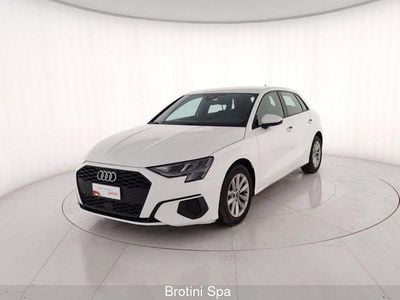 Usata Audi A3 Business 110 CV (80 kW) 2020 Bianco pastello Berlina