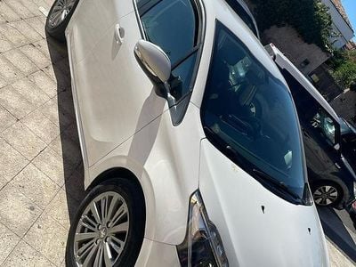 Usata Peugeot 208 75 CV (55 kW) 2016 Bianco Utilitaria