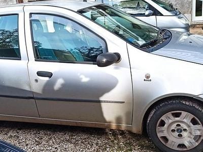 Usata Fiat Punto 2005 Grigio Berlina