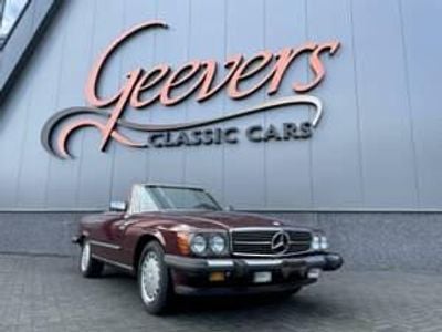 Usata Mercedes 560 230 CV (169 kW) 1986 Rosso Cabrio