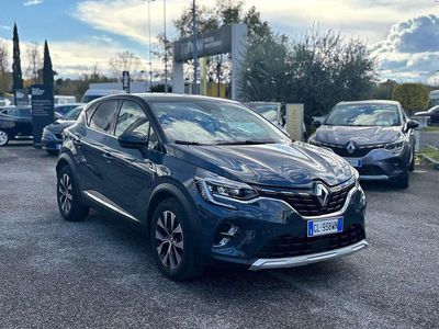 Usata Renault Captur Techno 94 CV (69 kW) 2022 Blu/azzurro SUV