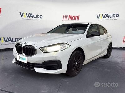 Usata BMW 118 Advantage 140 CV (102 kW) 2020 Bianco Utilitaria