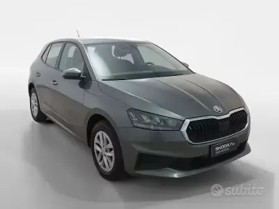 Gebraucht Skoda Fabia Ambition 80 PS (58 kW) 2023 Grau Kleinwagen