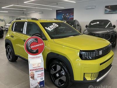 Nuova Fiat Grande Panda La Prima 110 CV (80 kW) 2025 Giallo Utilitaria