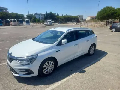 Usata Renault Mégane GrandTour Techno 116 CV (85 kW) 2022 Bianco Station wagon