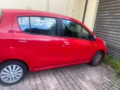 Usata Daihatsu Cuore HIRO 69 CV (50 kW) 2009 Rosso Utilitaria