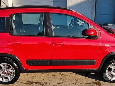 Usata Fiat Panda 4x4 S 95 CV (69 kW) 2016 Rosso Utilitaria