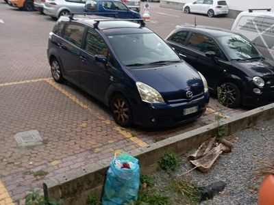 usata Toyota Corolla Verso 7 Posti